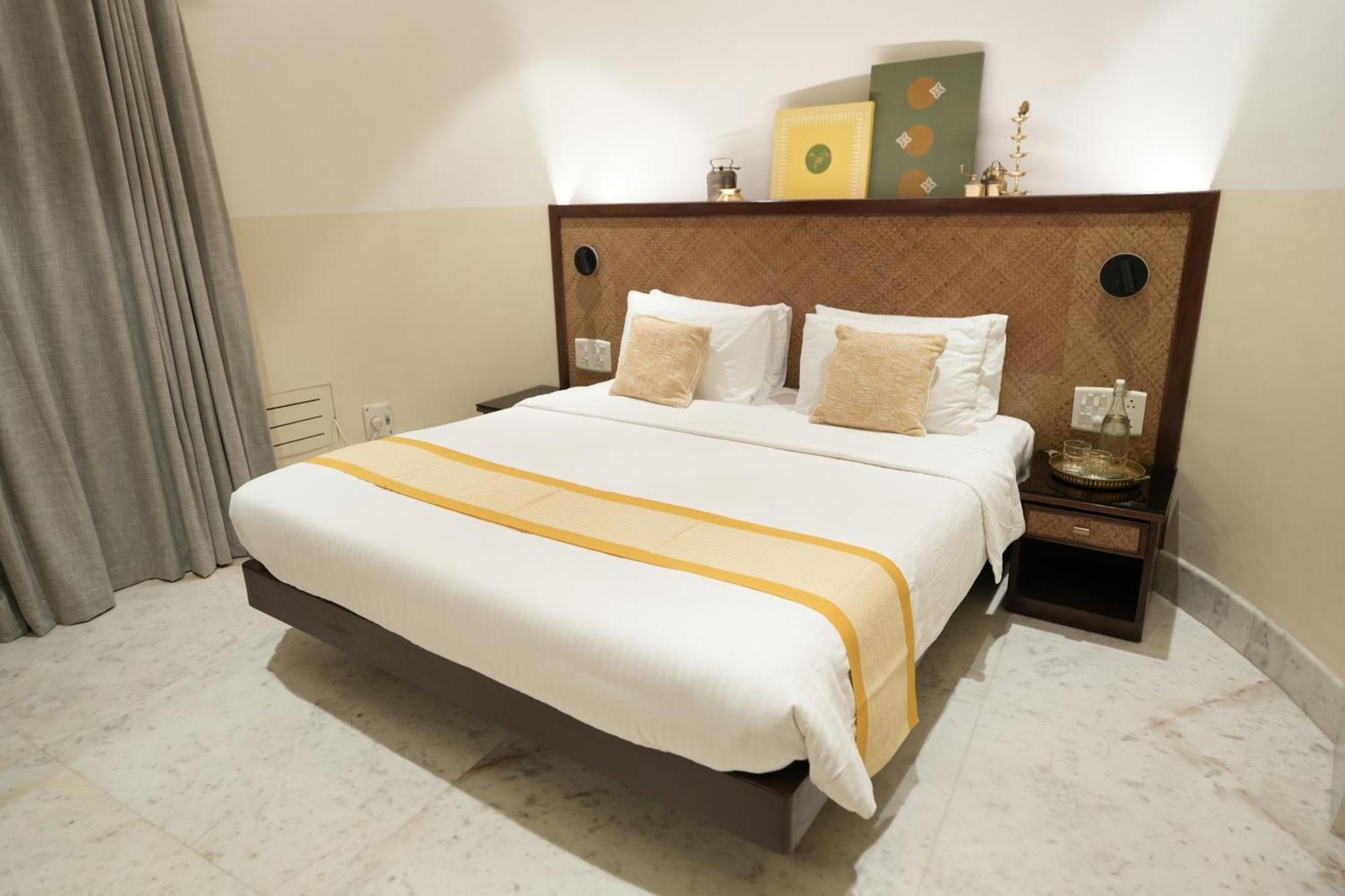 Hanu Reddy Residences Poes Garden Csennai Kültér fotó