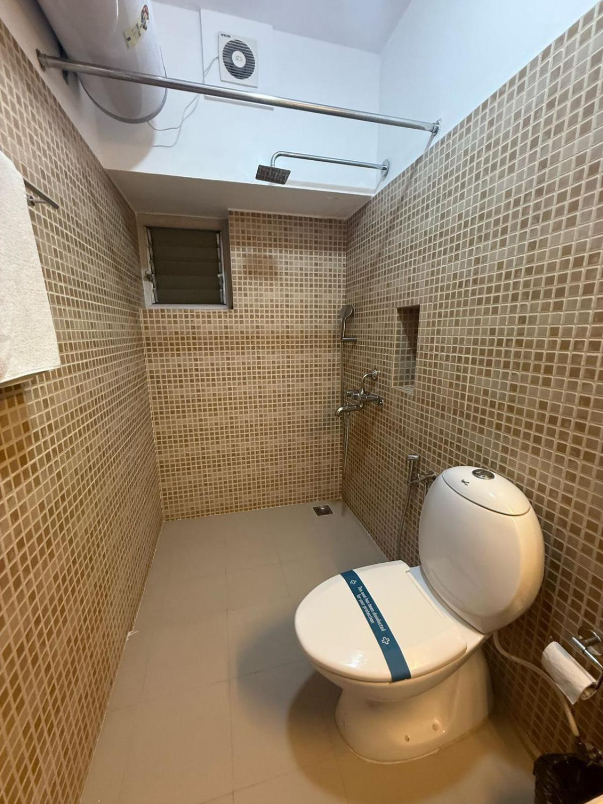 Hanu Reddy Residences Poes Garden Csennai Kültér fotó