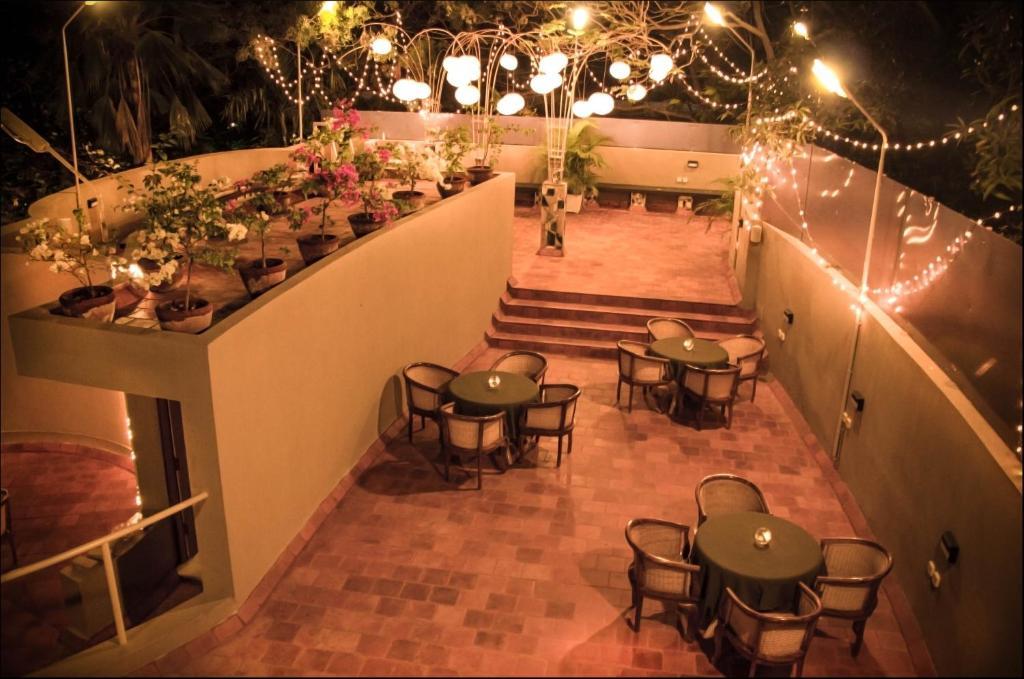 Hanu Reddy Residences Poes Garden Csennai Kültér fotó