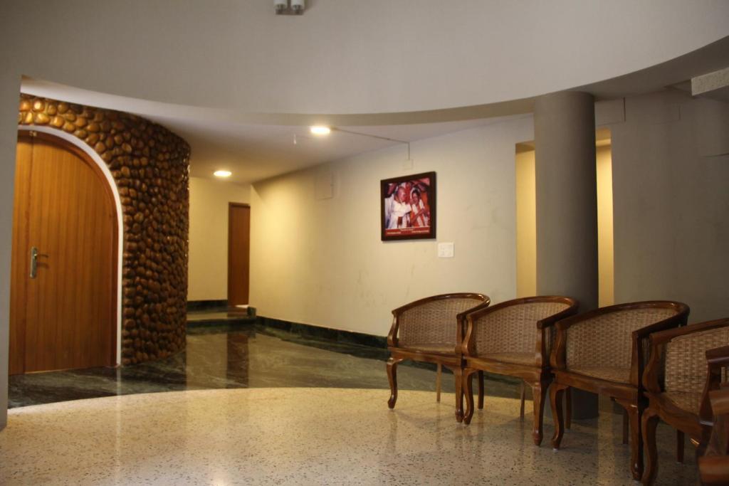Hanu Reddy Residences Poes Garden Csennai Kültér fotó